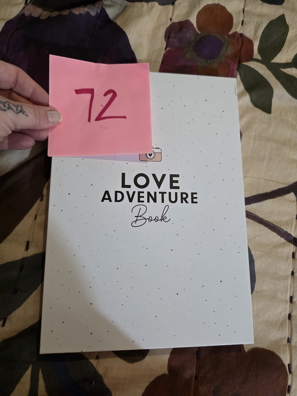Love Adventure Book - Scratch-Off Adventures & Date Night Ideas for Her, Him,..